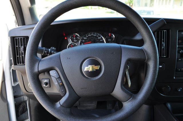 2020 Chevrolet Express LT 3500 | Louisville, MS | CARite Louisville MS 2020 Chevrolet Express LT 3500 | Louisville, MS | CARite Louisville MS