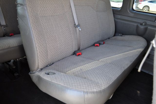 2020 Chevrolet Express LT 3500 | Louisville, MS | CARite Louisville MS 2020 Chevrolet Express LT 3500 | Louisville, MS | CARite Louisville MS