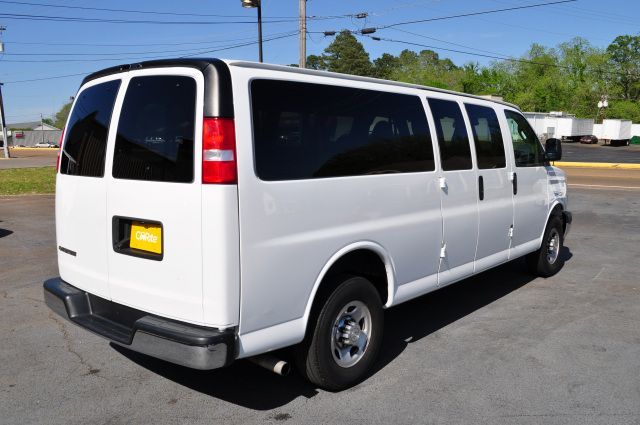 2020 Chevrolet Express LT 3500 | Louisville, MS | CARite Louisville MS 2020 Chevrolet Express LT 3500 | Louisville, MS | CARite Louisville MS