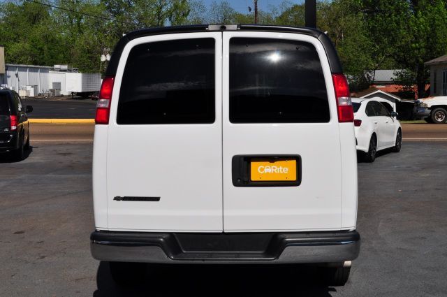 2020 Chevrolet Express LT 3500 | Louisville, MS | CARite Louisville MS 2020 Chevrolet Express LT 3500 | Louisville, MS | CARite Louisville MS