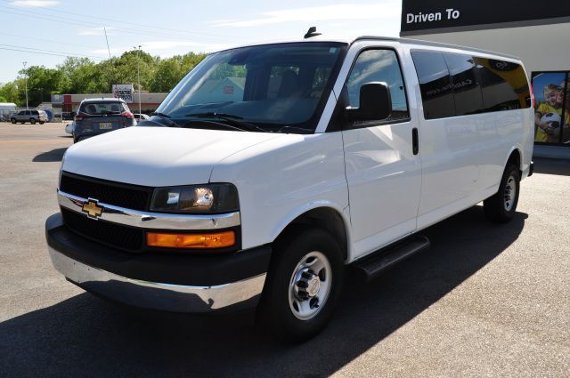 2020 Chevrolet Express LT 3500 | Louisville, MS | CARite Louisville MS 2020 Chevrolet Express LT 3500 | Louisville, MS | CARite Louisville MS