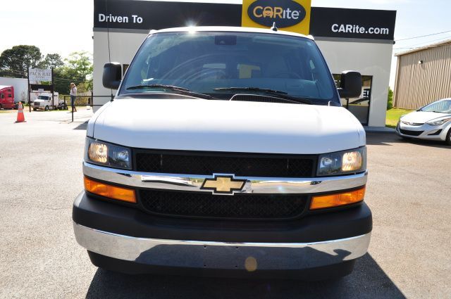 2020 Chevrolet Express LT 3500 | Louisville, MS | CARite Louisville MS 2020 Chevrolet Express LT 3500 | Louisville, MS | CARite Louisville MS