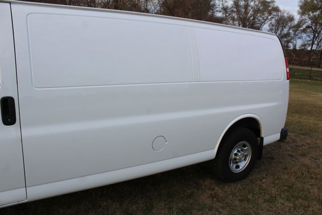 2020 Chevrolet Express 3500 | Roscoe, IL | Autoland Outlets 2020 Chevrolet Express 3500 | Roscoe, IL | Autoland Outlets