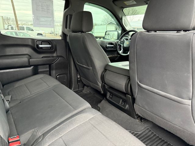 2020 Chevrolet SILVERADO 1500 LT 4x4 Crew Cab V8 | Canton, Ohio | Ohio Auto Warehouse LLC 2020 Chevrolet SILVERADO 1500 LT 4x4 Crew Cab V8 | Canton, Ohio | Ohio Auto Warehouse LLC