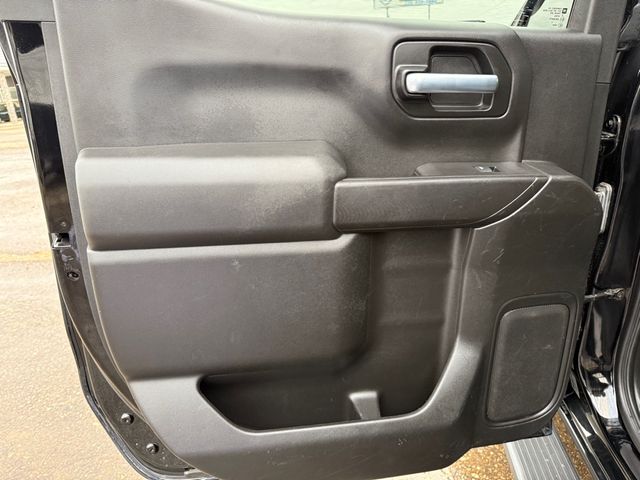 2020 Chevrolet SILVERADO 1500 LT 4x4 Crew Cab V8 | Canton, Ohio | Ohio Auto Warehouse LLC 2020 Chevrolet SILVERADO 1500 LT 4x4 Crew Cab V8 | Canton, Ohio | Ohio Auto Warehouse LLC