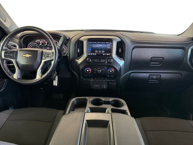 2020 Chevrolet SILVERADO 1500 LT 4x4 Crew Cab V8 | Canton, Ohio | Ohio Auto Warehouse LLC