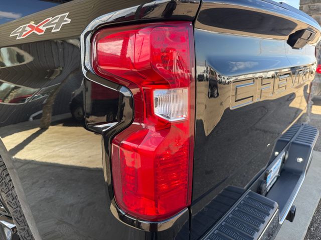 2020 Chevrolet SILVERADO 1500 LT 4x4 Crew Cab V8 | Canton, Ohio | Ohio Auto Warehouse LLC 2020 Chevrolet SILVERADO 1500 LT 4x4 Crew Cab V8 | Canton, Ohio | Ohio Auto Warehouse LLC