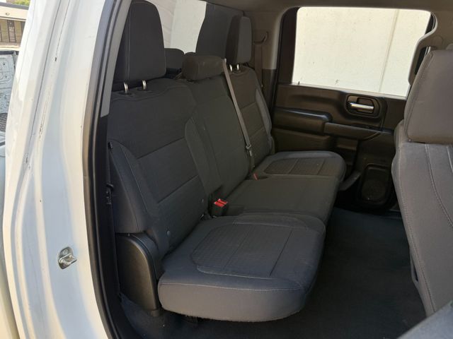 2020 CHEVROLET SILVERDO  2500HD 4X4  Z71 CREW CAB 6.6L DURAMAX /4NEW TIRES