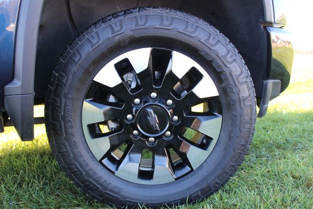 2020 Chevrolet Silverado 2500HD 4x4 Custom | Roscoe, IL | Autoland Outlets 2020 Chevrolet Silverado 2500HD 4x4 Custom | Roscoe, IL | Autoland Outlets