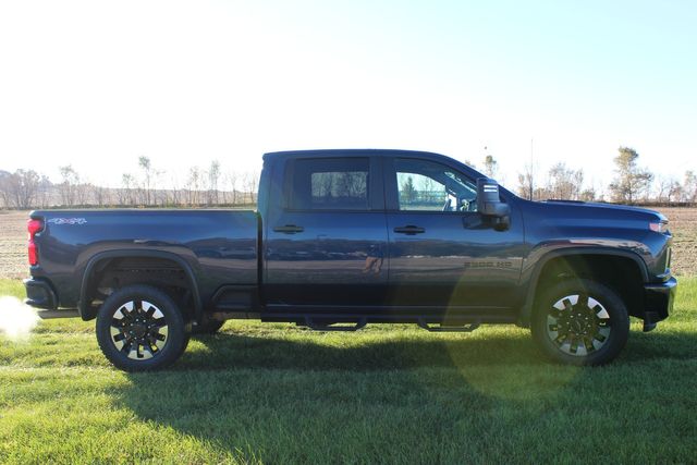 2020 Chevrolet Silverado 2500HD 4x4 Custom | Roscoe, IL | Autoland Outlets 2020 Chevrolet Silverado 2500HD 4x4 Custom | Roscoe, IL | Autoland Outlets