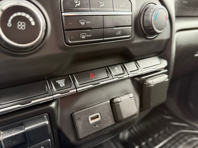 2020 Chevrolet SILVERADO 3500 4x4 Duramax Diesel Utility | Canton, Ohio | Ohio Auto Warehouse LLC 2020 Chevrolet SILVERADO 3500 4x4 Duramax Diesel Utility | Canton, Ohio | Ohio Auto Warehouse LLC