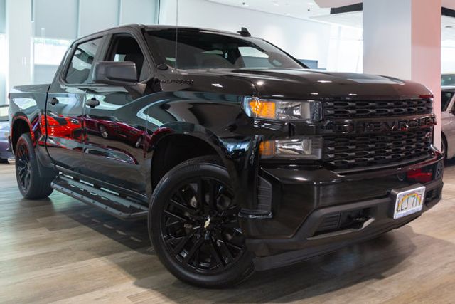 2020 Chevrolet Silverado 4WD Custom at Autosource, photo 2