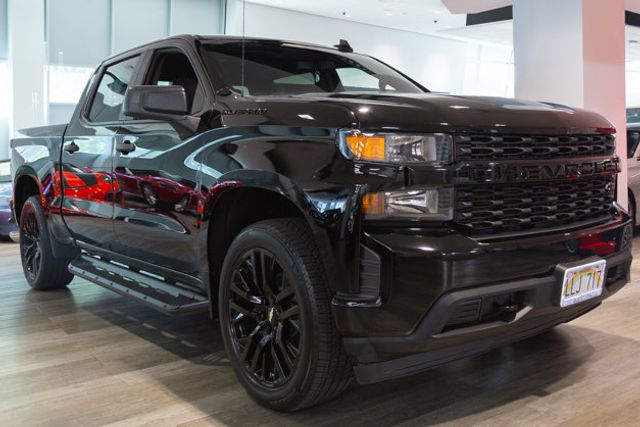 2020 Chevrolet Silverado 4WD Custom at Autosource, photo 3