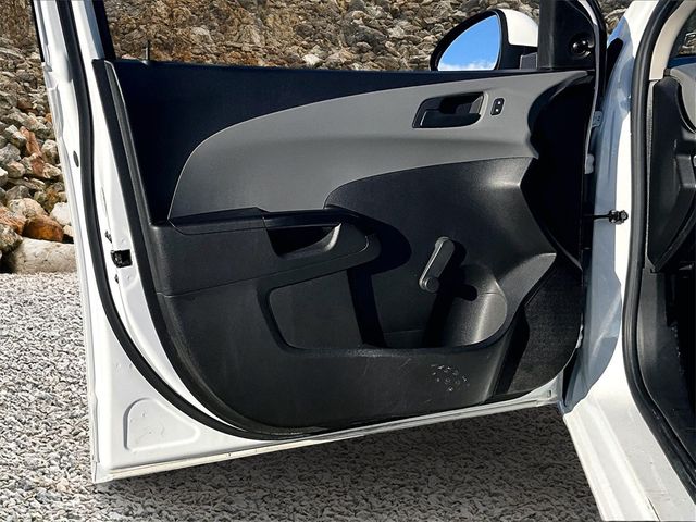 2020 Chevrolet Sonic LT