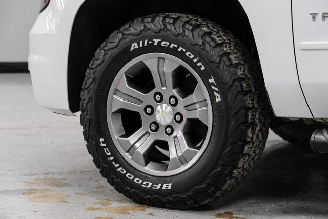 2020 Chevrolet Tahoe LT 4WD Moonroof RearDVD CaptainSeats | Dallas, TX | Stevens Motor Company LLC