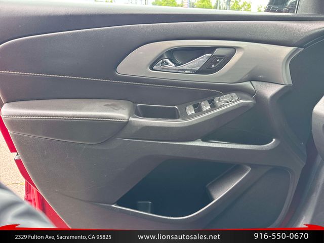 2020 Chevrolet Traverse LT Cloth