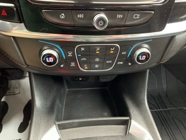 2020 Chevrolet Traverse LT Leather | San Antonio, TX | Clear Choice Automotive South 2020 Chevrolet Traverse LT Leather | San Antonio, TX | Clear Choice Automotive South