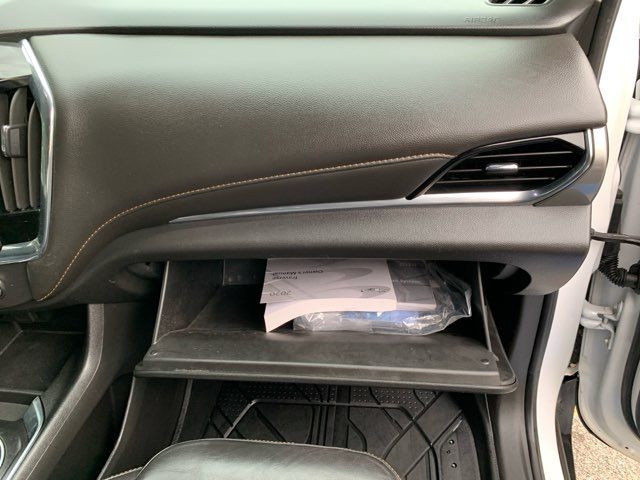 2020 Chevrolet Traverse LT Leather | San Antonio, TX | Clear Choice Automotive South 2020 Chevrolet Traverse LT Leather | San Antonio, TX | Clear Choice Automotive South