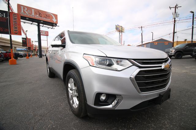 2020 Chevrolet Traverse LT Cloth | San Antonio, TX | R&L Certified Auto Group 2020 Chevrolet Traverse LT Cloth | San Antonio, TX | R&L Certified Auto Group