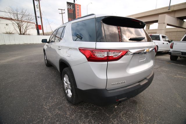 2020 Chevrolet Traverse LT Cloth | San Antonio, TX | R&L Certified Auto Group 2020 Chevrolet Traverse LT Cloth | San Antonio, TX | R&L Certified Auto Group