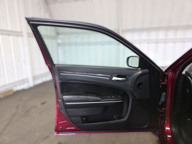 2020 Chrysler 300 Touring 2020 Chrysler 300 Touring