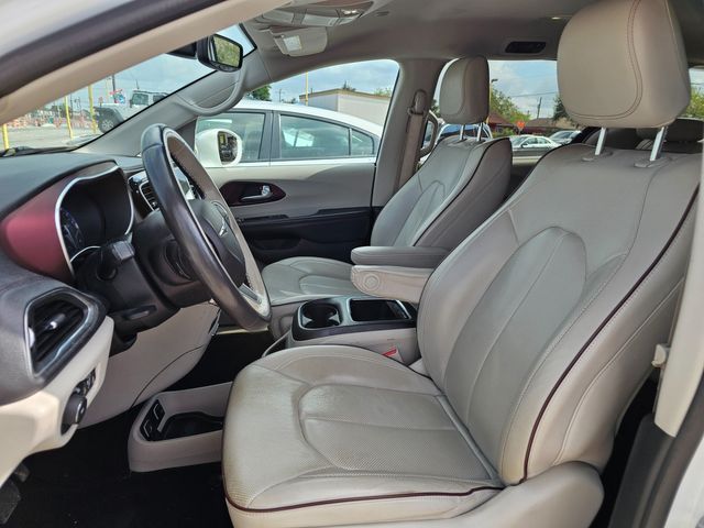 2020 Chrysler Pacifica Limited | Brownsville TX | English Motors 2020 Chrysler Pacifica Limited | Brownsville TX | English Motors