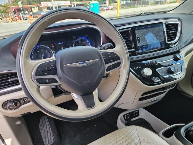 2020 Chrysler Pacifica Limited | Brownsville TX | English Motors 2020 Chrysler Pacifica Limited | Brownsville TX | English Motors