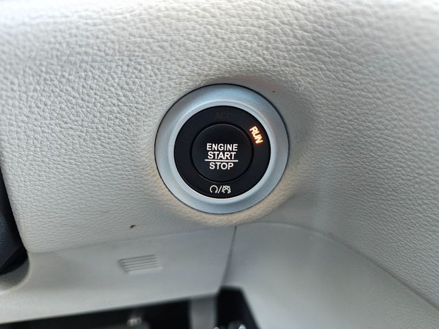 2020 Chrysler Pacifica Limited | Brownsville TX | English Motors