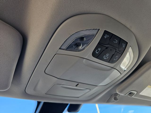 2020 Chrysler Pacifica Limited | Brownsville TX | English Motors