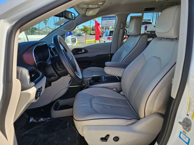 2020 Chrysler Pacifica Limited | Brownsville TX | English Motors 2020 Chrysler Pacifica Limited | Brownsville TX | English Motors