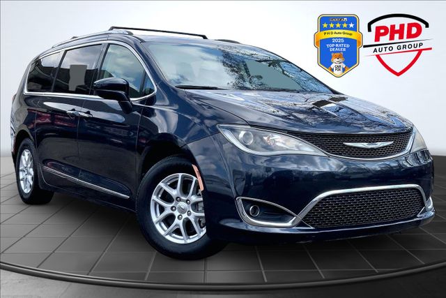 2020 Chrysler Pacifica Touring L | Elyria, OH | PHD Auto Group
