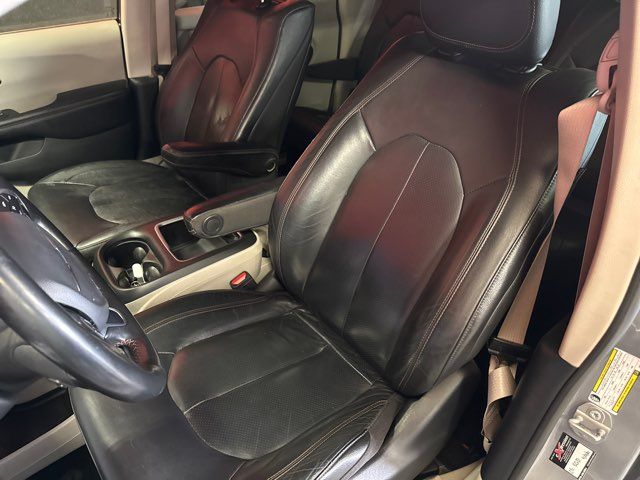 2020 Chrysler Pacifica Touring L Plus - Ledet's Auto Sales Gonzales, Louisiana 70737 2020 Chrysler Pacifica Touring L Plus - Ledet's Auto Sales Gonzales, Louisiana 70737