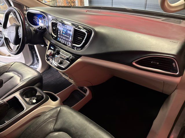 2020 Chrysler Pacifica Touring L Plus - Ledet's Auto Sales Gonzales, Louisiana 70737 2020 Chrysler Pacifica Touring L Plus - Ledet's Auto Sales Gonzales, Louisiana 70737