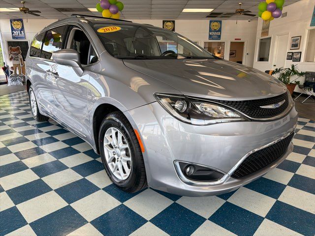 2020 Chrysler Pacifica Touring L | Rome, GA | Knight's Car Store