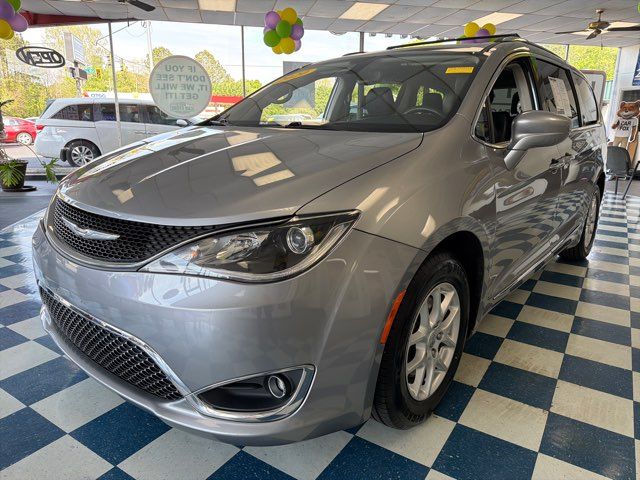2020 Chrysler Pacifica Touring L | Rome, GA | Knight's Car Store 2020 Chrysler Pacifica Touring L | Rome, GA | Knight's Car Store
