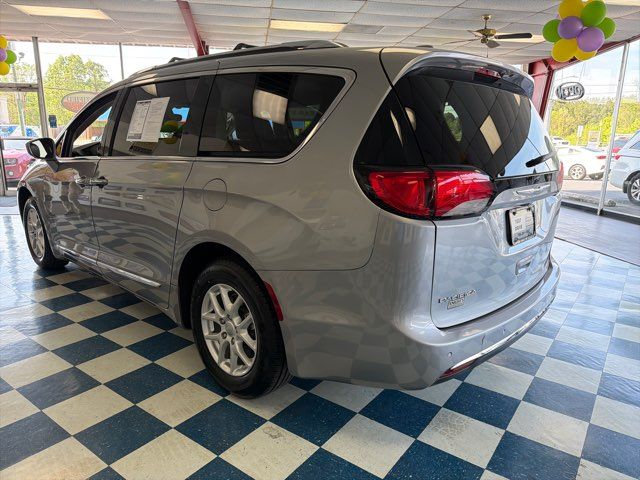 2020 Chrysler Pacifica Touring L | Rome, GA | Knight's Car Store 2020 Chrysler Pacifica Touring L | Rome, GA | Knight's Car Store