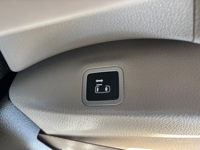 2020 Chrysler Pacifica Touring L | San Antonio, TX | Clear Choice Automotive South 2020 Chrysler Pacifica Touring L | San Antonio, TX | Clear Choice Automotive South