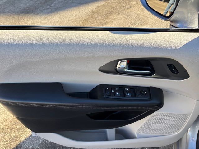 2020 Chrysler Pacifica Touring L | San Antonio, TX | Clear Choice Automotive South 2020 Chrysler Pacifica Touring L | San Antonio, TX | Clear Choice Automotive South