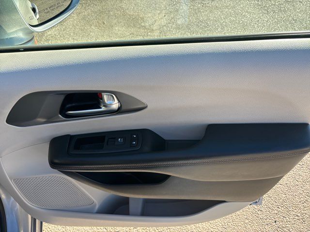 2020 Chrysler Pacifica Touring L | San Antonio, TX | Clear Choice Automotive South 2020 Chrysler Pacifica Touring L | San Antonio, TX | Clear Choice Automotive South