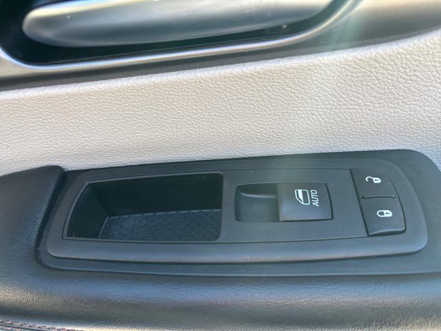 2020 Chrysler Pacifica Touring L | San Antonio, TX | Clear Choice Automotive South 2020 Chrysler Pacifica Touring L | San Antonio, TX | Clear Choice Automotive South