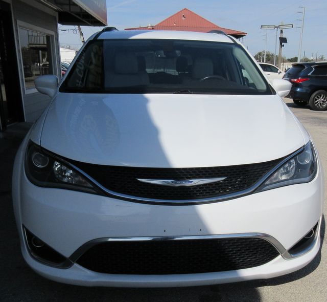 2020 Chrysler Pacifica Touring L | south houston, TX | Carnes Motor Company