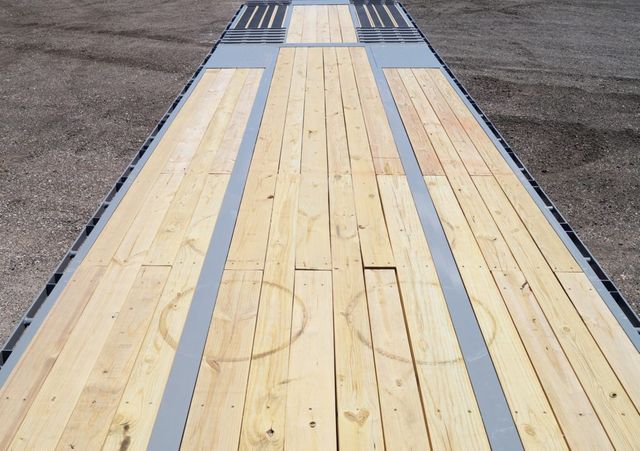 2024 Diamond C FMAX 212 Hydraulic Dovetail | Keller, TX | Complete Trailers of Texas 2024 Diamond C FMAX 212 Hydraulic Dovetail | Keller, TX | Complete Trailers of Texas