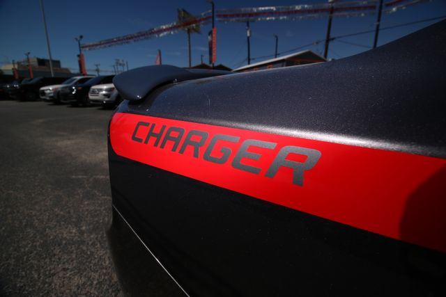 2020 Dodge Charger SXT | San Antonio, TX | R&L Certified Auto Group 2020 Dodge Charger SXT | San Antonio, TX | R&L Certified Auto Group