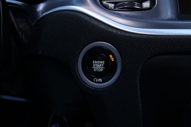 2020 Dodge Charger SXT | San Antonio, TX | R&L Certified Auto Group 2020 Dodge Charger SXT | San Antonio, TX | R&L Certified Auto Group