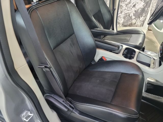 2020 Dodge Grand Caravan SXT - Warranty - Zero Hidden Fees - Financing | Dickinson, ND | Autorama Auto Sales and Rentals 2020 Dodge Grand Caravan SXT - Warranty - Zero Hidden Fees - Financing | Dickinson, ND | Autorama Auto Sales and Rentals