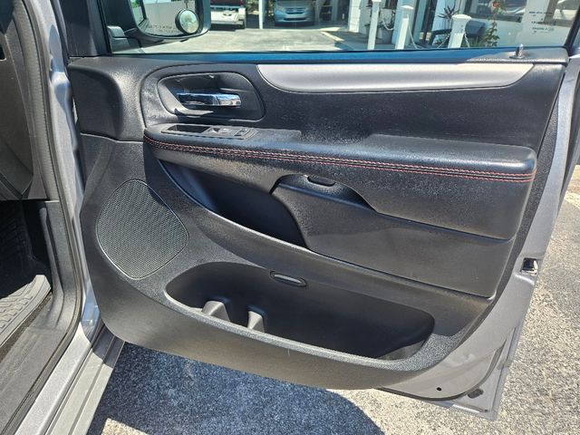 2020 Dodge Grand Caravan GT Wheelchair Van Handicap Ramp Van