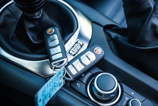 2020 Fiat 124 Spider Abarth | Addison, TX | Apex Auto Sports