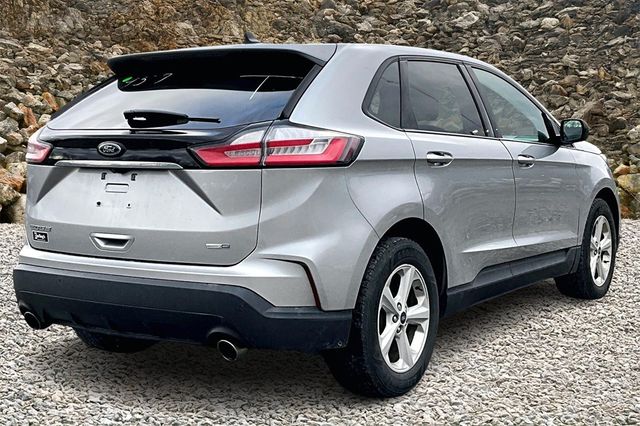 2020 Ford Edge SE