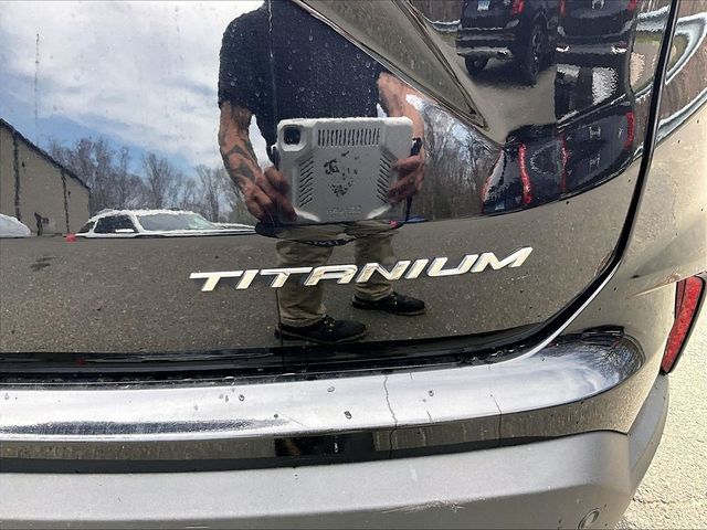 2020 Ford Edge Titanium