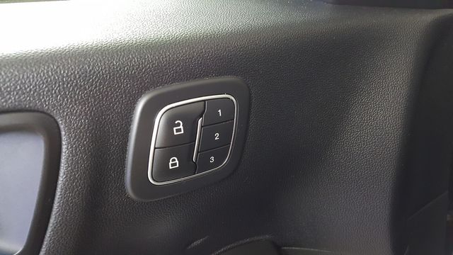 2020 Ford Escape Titanium | Carrollton, TX | Legend Motorcars of Carrollton 2020 Ford Escape Titanium | Carrollton, TX | Legend Motorcars of Carrollton